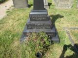 image of grave number 736711
